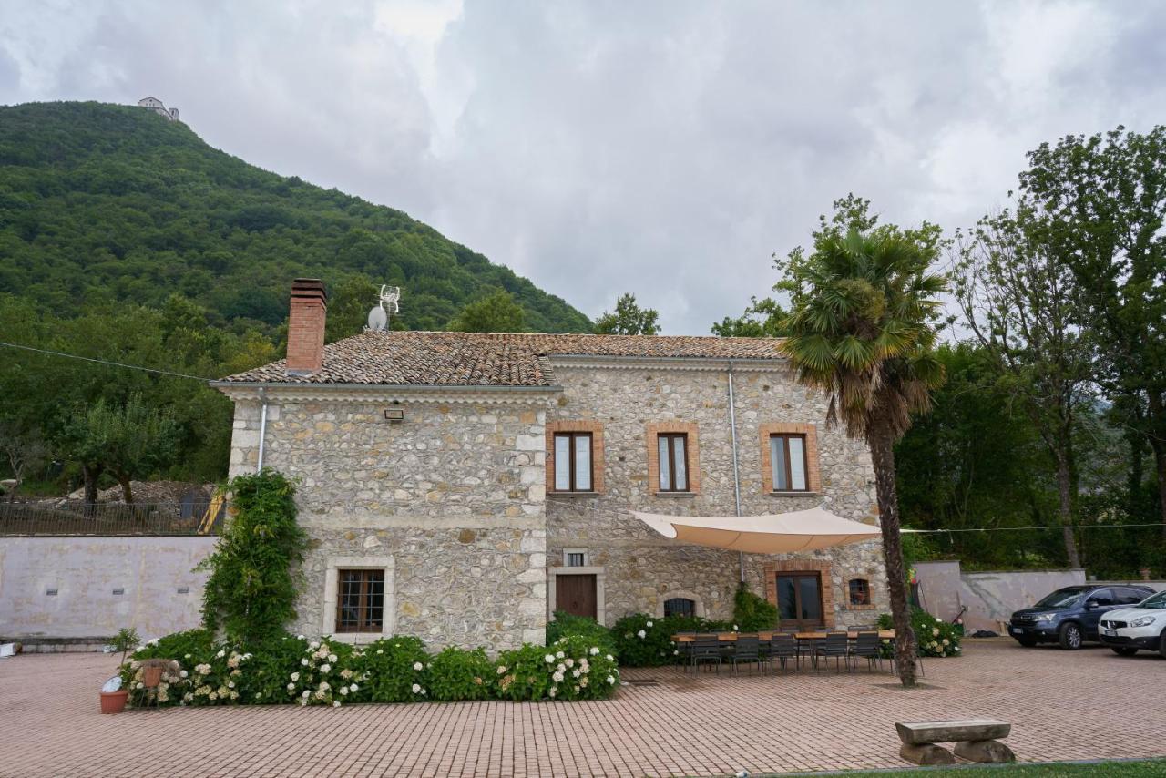 Masseria Boutique B&B Montella Εξωτερικό φωτογραφία