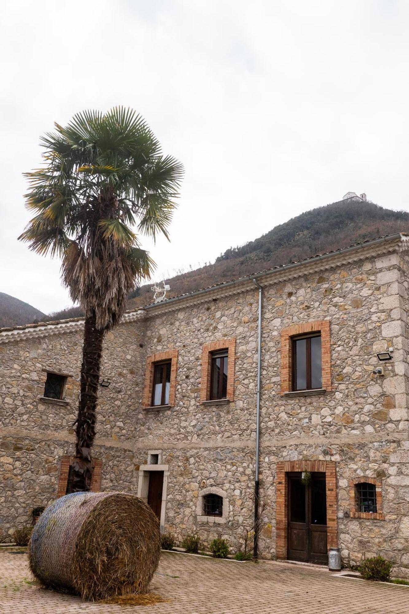 Masseria Boutique B&B Montella Εξωτερικό φωτογραφία